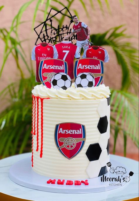 Arsenal Themed Birthday Cake, Arsenal Cake Topper Printable, Arsenal Party Decorations, Arsenal Birthday Party Ideas, Arsenal Birthday Cakes For Men, Arsenal Cake Ideas Birthdays, Soccer Cake Ideas For Men, Birthday Cake For 7 Year Boy, Arsenal Football Cake