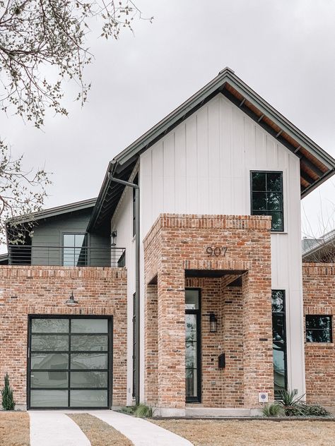 Modern Exterior With Brick, Farmhouse Facade Modern, Brick And Tile House Exterior, Farmhouse Exterior Red Brick, Modern Brick And Stone Exterior, Reclaimed Brick House Exterior, Modern Farmhouse Red Brick Exterior, Light Grey Brick House Exterior Modern, Modernizing Brick Exterior