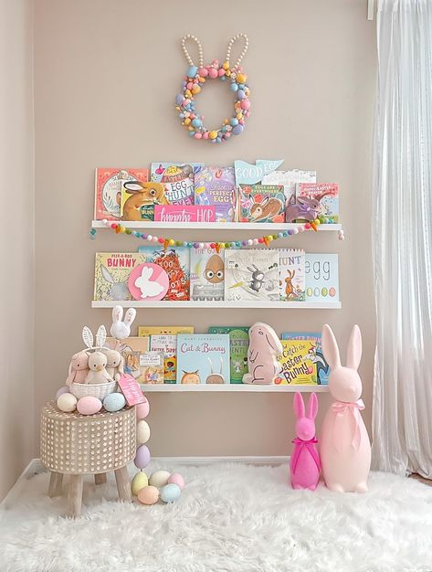 @kristensellentin's Amazon Page Playroom Bookshelves, Prek Books, Holiday Bookshelves, Sage Room, Ivy Room, Small Baby Room, April Crafts, Bookshelves In Bedroom, Baby Playroom