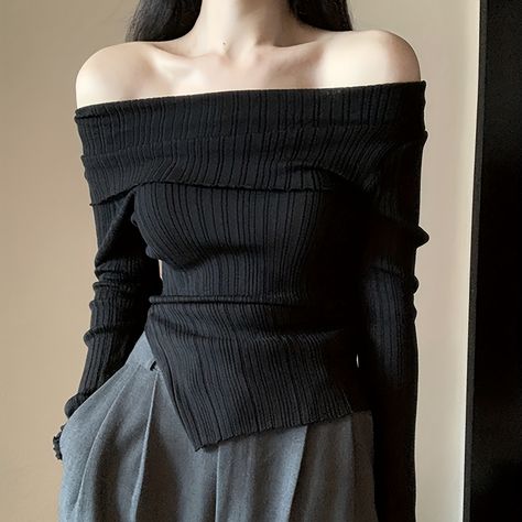 Faster shipping. Better service Korean Fashion Black, Chique Outfit, Pullover Women, Pullover Outfit, Black Knit Sweater, Off Shoulder Fashion, Inspo Board, Knitted Tops, Ribbed Knit Top