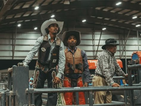 Black rodeo culture has been overlooked. This photographer wants to change that Black Rodeo, Bareback Riding, Rodeo Events, Cowboy Romance, Mass Culture, Black Cowboys, Cowboy Aesthetic, Man Dressing Style, Turkey Legs