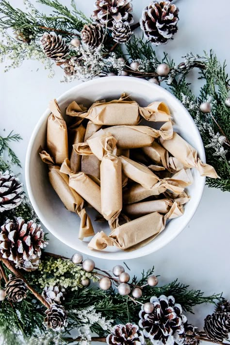 These Honey and Vanilla Bean Homemade Caramels are oh so merry and bright! Gift wrapped for the holidays, these buttery and sweet caramels are surprisingly easy to make and are wonderful (and delicious) gifts. Caramel Candy, Homemade Caramel, Kwanzaa, Homemade Christmas Gifts, Sweet Life, Holiday Baking, Homemade Christmas, Candy Recipes, Sweets Treats