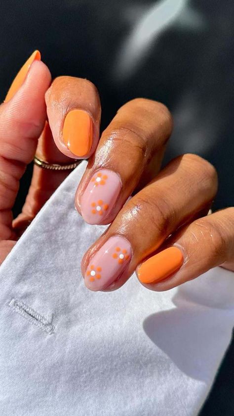 Bright Summer Nails Designs, Orange Nail, Summer Toe Nails, Minimal Nails, Summery Nails, Cute Gel Nails, Nagel Inspo, Orange Nails, Manicure Y Pedicure