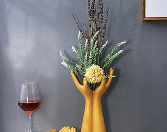 Find the right thing here to decorate your home by MEWONB on Etsy Show Pieces Decor, Hand Statue, Vase Decoration, Flower Vases Decoration, Hot Gifts, Hand Model, Bedroom Study, Ceramic Vases, Table Flowers