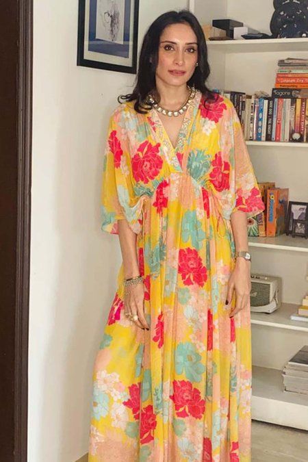 Buy Archana Shah Yellow Crepe Silk Printed Kaftan Online | Aza Fashions Machine Work Embroidery, Embroidery Dress Designs, Butterfly Abaya, Kaftan Design, Long Hijab, Kaftan Pattern, Hand Embroidery Work, Kaftan For Women, Printed Kaftan