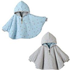 Cape Bebe, Poncho Pattern Sewing, Car Seat Poncho, Cheap Baby Clothes, Baby Poncho, Free Pdf Sewing Patterns, Kids Poncho, Baby Coat, Baby Sewing Projects