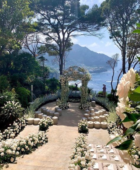 Dream Marriage, Ocean Wedding, Dream Wedding Decorations, Lake Como Wedding, Dream Wedding Venues, Dream Wedding Ideas Dresses, Future Wedding Plans, Dream Engagement, Cute Wedding Ideas