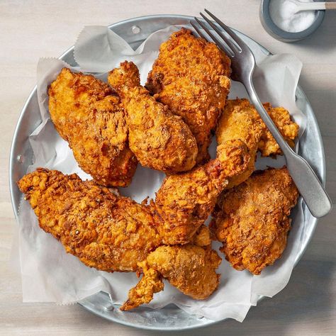 Buttermilk Fried Chicken Uses For Buttermilk, Making Buttermilk, Buttermilk Fried Chicken Recipe, Baked Ham With Pineapple, Gelatin Salad, Chicken Thights Recipes, Chicken A La King, Sunday Dinner Recipes, Chicken Recipies