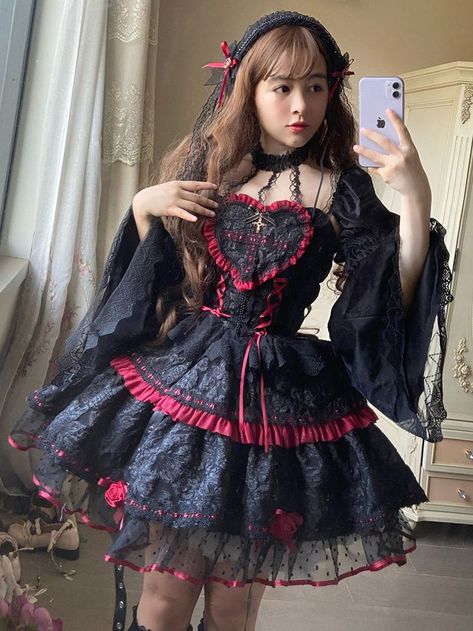 Gothic Lolita Dresses Flowers Lace Black Dresses Victorian, Witch Vampire, Vampire Dress, Neck Bandage, Dark Dress, Japanese Dress, Holiday Party Dresses, Victorian Women, Halloween Dress