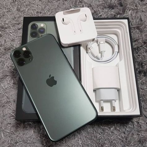 905056c1ac1dad141560467e0a99e1cf Apple Store Gift Card, Apple Smartphone, Apple Iphone Accessories, Free Iphone Giveaway, Produk Apple, Accessoires Iphone, Apple Technology, Iphone Obsession, Iphone Black