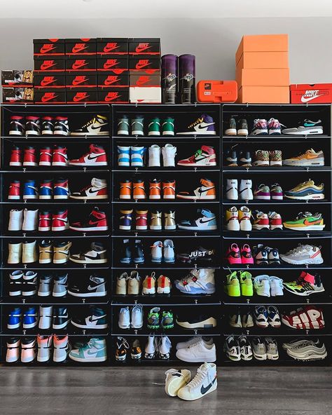 #bruceha on Instagram: “Some have bookshelves i have shoeshelves ...#shoeshelves  it makes it easier to pick what to wear for the day.... the new sneaker wall by…” Sneaker Head Closet, Sneakerhead Room, Sneaker Closet, Sneaker Displays, Sneakers Wallpaper, Closet Shoes, Inspiration Wallpaper, Shoe Room, Shoes Wallpaper