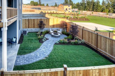 Concrete paver pathway to firepit with outdoor seating Paver Pathway Ideas, Pathway Ideas, Landscape Yard, Flagstone Path, Brick Fire Pit, Exterior Tiles, Paver Walkway, Concrete Fire Pits, Easy Landscaping