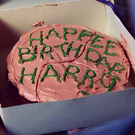 Happee birthdee Darry | Recent Photos The Commons Getty Collection Galleries World Map App ... Hagrid Cake, Harry Potter Torte, Happee Birthdae Harry, Happy Birthday Harry, Happy Birthday Harry Potter, Cumpleaños Harry Potter, Harry Potter Birthday Cake, Glume Harry Potter, Harry Potter Bday