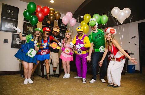 Mario Kart Costumes Group, Mario Kart Characters Costume, Mario Cart Charters Costumes, Mario Group Costumes, Mario Cart Halloween Costumes, Group Rave Outfits, Office Costumes, Mario Kart Costumes, Mario Kart Characters