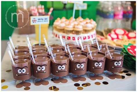 Mario Themed Birthday Party, Bolo Do Mario, Super Mario Bros Party Ideas, Mario Brothers Birthday Party, Tea Party Crafts, Princess Peach Party, Mario Kart Party, Mario Bros Birthday Party Ideas, Bolo Super Mario