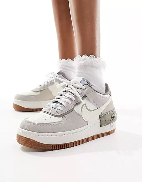 Nike Air Max Jordan, Girls Basketball Shoes, Nike Air Force 1 Shadow, Nike Branding, New Nike Air Force, Air Force 1 Shadow, Girls Basketball, Wedding Sneakers, Luxury Gifts For Her