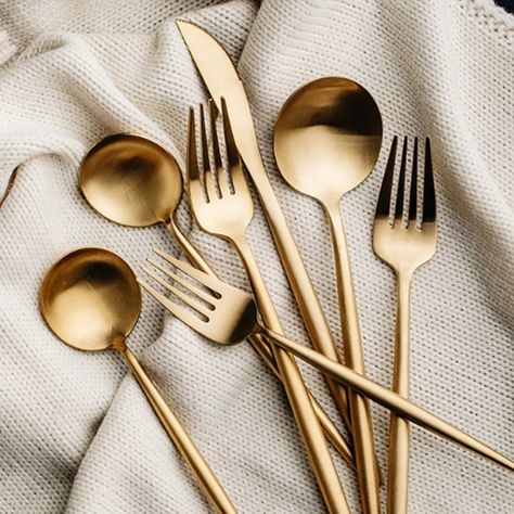 This elegant golden cutlery, made of durable stainless steel, perfect for dining and special occasions. The gleaming finish adds a touch of sophistication to your table setting. Upgrade your dinnerware with this beautiful and functional cutlery. Dishwasher safe. Comes in a pack of 6 sets.Material: Stainless Steel.Color: Gold. Gold Dinnerware, Gold Cutlery, Modern Dinnerware, Gold Kitchen, Tea Spoon, Glass Jug, Stainless Steel Flatware, Tableware Set, Flatware Set