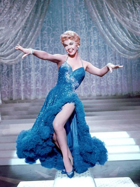 Doris Day: The Hollywood actor's best fashion moments in real life and on film | The Independent Vintage Hollywood Dresses, Old Hollywood Glamour Dresses, Old Hollywood Prom, Hollywood Glam Dress, Hollywood Glamour Dress, Old Hollywood Dress, Movie Star Dress, Old Hollywood Fashion, Hollywood Vintage