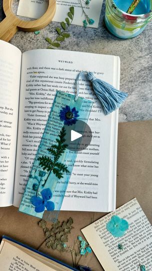 Pressed Flower Bookmark, Flower Bookmarks, Blue Effect, Flower Bookmark, Flowers Embroidery, Gel Medium, Book Marks, Plastic Container, Amazon Storefront