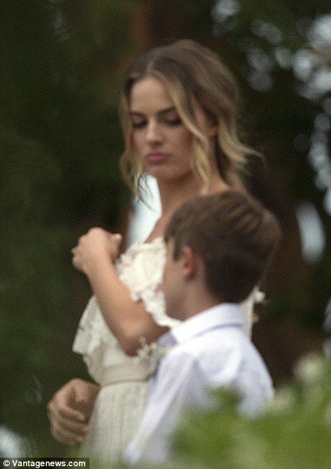 Margot Robbie Wedding Dress, Margot Robbie Wedding, Wedding Toms, Tom Ackerley, Low Key Wedding, Boho Gown, Secret Wedding, Stag Do, Instagram Snap