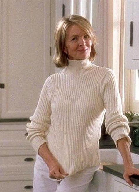 Coastal Grandmother Aesthetic, Coastal Clothing, Grandmother Aesthetic, Grandma Aesthetic, Grandma Fashion, Nancy Meyers, Coastal Grandmother, Diane Keaton, New Interior Design