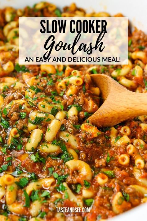 Slow Cooker Goulash Recipes, Slow Cooker Goulash, Goulash Slow Cooker, Crockpot Goulash Recipe, Unique Pasta Dishes, Easy Goulash Recipes, Slow Cooker Ground Beef, Goulash Recipes, Meatless Main Dishes