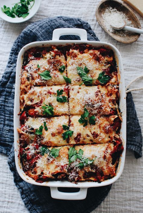 Grass-fed Beef, Mushroom and Kale Lasagna Ground Beef Lasagna, Kale Lasagna, Mushroom Lasagne, Mushroom Lasagna Recipe, Cheese Wheel Pasta, Pasta Ground Beef, Recipes Lasagna, Beef Mushroom, Mushroom Lasagna