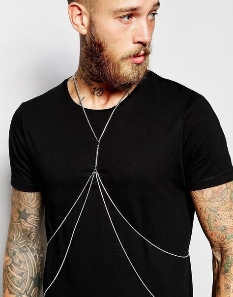 Immagine 3 di ASOS - Imbragatura con catene argentate Chain Outfit, Chain Clothes, Festival Outfits Men, Harness Fashion, Mens Fashion Wear, Androgynous Fashion, Body Harness, Men Fashion Casual Outfits, Mens Costumes