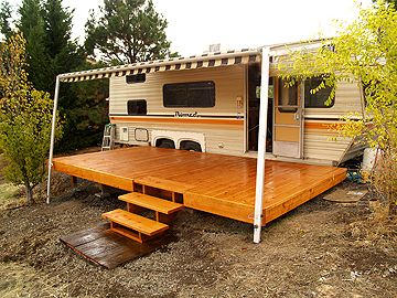 How to build a camper deck Camper Deck, Trailer Deck, Rv Carports, Camper Awnings, Rv Homes, Trailer Living, Travel Trailer Remodel, Build A Camper, Small Campers