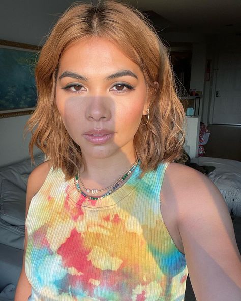 Happy Holigays 🌈stay safe out there 🥺😘 Hailey Kiyoko, Hayley Kiyoko, Lesbian Fashion, Girl Code, Color Inspo, Hair Inspo Color, Light Brown Hair, Stay Safe, Eye Color