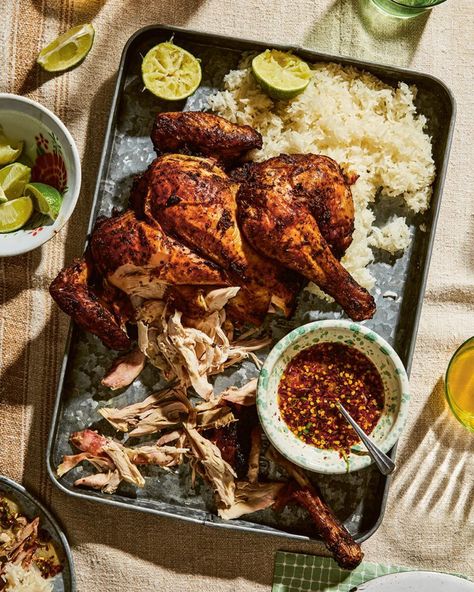 57 Alternative barbecue recipes - delicious. magazine Chicken Recipes Thai, Marinated Chicken Kebabs, Gai Yang, Thai Grilled Chicken, Recipes Side Dishes, Easy Thai Recipes, Turmeric Chicken, Vegetarian Barbecue, Fresh Turmeric