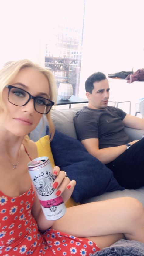 Kat Timpf Kat Timpf, White Claw, Instagram Ladies, Find You, Black Cherry, 8x10 Photo, Fox News, A Man, Cherry