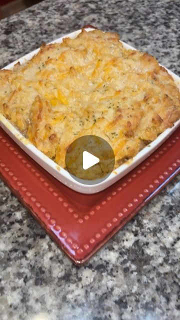 Malik Morrow on Instagram: "Seafood Pot Pie topped with a Cheddar Bay Biscuit 😜#seafoodpotpie #potpie #seafood #comfortfood #recipes #cooking #cookingathome #foodies #explore #cheddarbaybiscuits #redlobster" Pillsbury Biscuit Recipes, Biscuit Pot Pie, Seafood Pot Pie, Seafood Pot, Pillsbury Biscuits, Cajun Seafood, Cheddar Bay Biscuits, Pie Tops, Videos Cooking