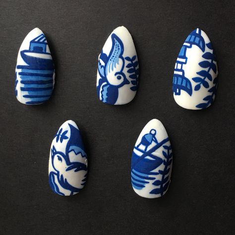 Blue China Nail Art, Fine China Nail Art, Blue China Nails, Fine China Nails, Porcelain Nail Art, Porcelain Nails, China Nail Art, Lavish Nails, Event Nails