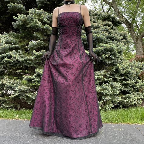 2000s Formal Dresses, 2000s Prom Dress, 90s Prom Dresses, 100 Dresses, 90s Prom Dress, Purple Prom Dress, Prom Dresses Vintage, Prom Dress Inspiration, Pretty Prom Dresses