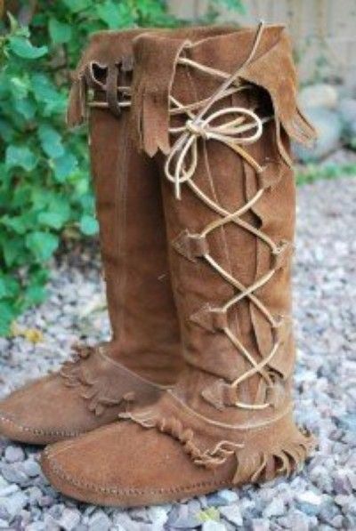 VTG TALL TAOS Moccasin BOOTS Hippie Lace UP LEATHER 9 (06/28/2009) Moccasin Boots Outfit, Native American Boots, Knee High Moccasins, Moccasins Outfit, Diy Moccasins, Moccasins Boots, Fringe Moccasin Boots, Native American Moccasins, Native American Dress