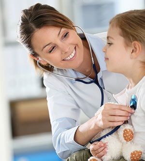 7 Ways to Have a Good Doctor's Visit (via Parents.com) Foto Doctor, Doctor For Kids, Doctor Outfit, Pediatric Care, Children Hospital, Female Doctor, Doctor Visit, Good Doctor, Branding Photoshoot