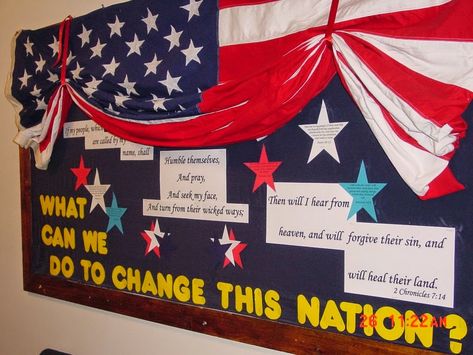 Memorial Day Bulletin Board Ideas, Patriotic Classroom, Bible Project, Christian Bulletin Boards, Work Bulletin Boards, Summer Bulletin Boards, Patriotic Images, Instagram Username Ideas, Fall Bulletin Boards