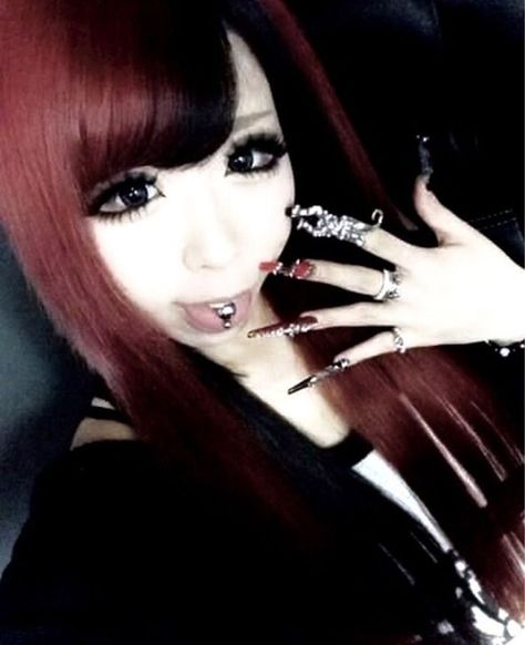 Gyaru, Fun Games, Group Chat, Piercings, Red, Hair