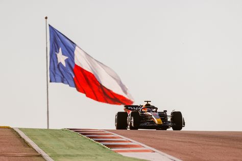 Full Formula 1 Austin Texas, Circuit Of The Americas F1, Red Bull Drinks, Formula 1 Iphone Wallpaper, F1 Calendar, Texas Sunset, Grand Plaza, Race Car Driving, Red Bull F1