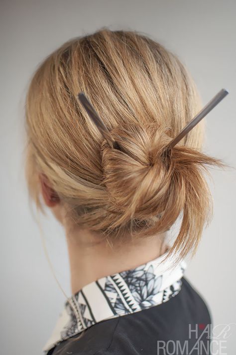 Hair Romance - 30 Buns in 30 Days - Day 17 - Chopstick Bun Hairstyle Hairstick Bun, Chopstick Bun, Japanese Buns, Cute Bun Hairstyles, Chopstick Hair, Cute Buns, Hair Romance, Bun Hairstyle, Messy Bun Hairstyles