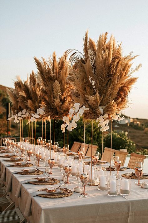 Boho Gatsby Wedding, Outside Wedding Ideas Receptions, Brown White And Gold Wedding, Boohoo Wedding Decoration, Boho Wedding Idea, Graduation Blowout, Tan Wedding Decor, Wedding Ideas 2025, Romantic Boho Wedding Decor