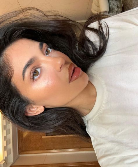 Kylie Jenner Makeup Natural, Jenner Makeup, Kylie Jenner Instagram, Kylie Lips, Kylie Jenner Lipstick, Kylie Lip Kit, Kylie Jenner Makeup, Kylie Kristen Jenner, October 23