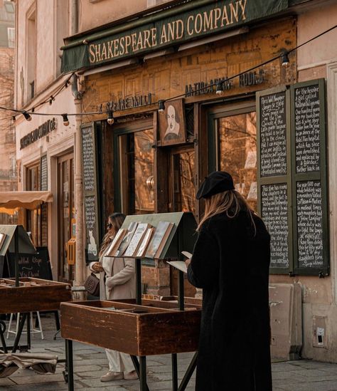 Paris Library, Company Aesthetic, Shakespeare And Co, Shakespeare And Company Paris, Finnegans Wake, Raindrops And Roses, Shakespeare And Company, Detective Novels, Library Aesthetic