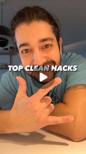 Home Cleaning Hacks Tips, How To Clean My House, Clean Hacks Tips And Tricks, Shower Curtain Cleaning Hacks, House Cleaning Hacks Diy Tips And Tricks, Clean Home Hacks, Hotel Cleaning Hacks, Diy Natural Cleaning Recipes, Cleaning Walls Hacks