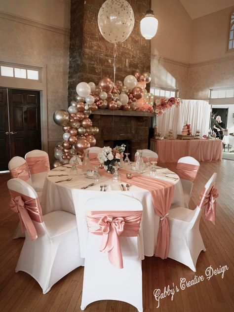 Mauve Birthday Party, Pink Table Decorations, Rose Gold Quinceanera, Quince Decor, Quince Themes, Sweet 16 Party Decorations, Rose Gold Table, Rose Gold Wedding Decor, Quinceanera Pink