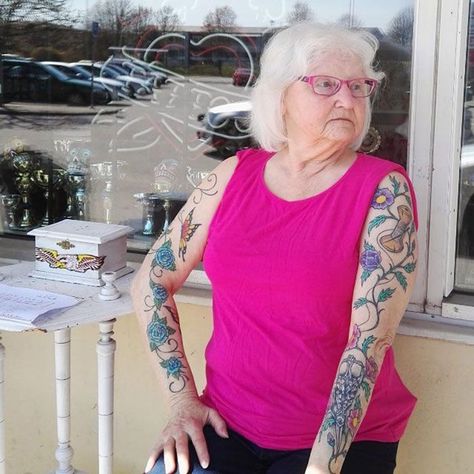 Old Lady With Tattoos, Tattooed Grandma, Older Women With Tattoos, Old Women With Tattoos, Women With Tattoos, Grandma Tattoos, Wife Tattoo, Mastectomy Tattoo, Tattoo People