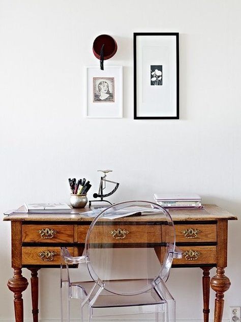 How to Blend Vintage and Modern Elements in a Remodeled Space | construction2style Louis Ghost Chair, Hamilton Watches, Scandi Living, Desk Inspiration, Antique Desk, Hus Inspiration, Decoration Inspiration, A Desk, Dream Decor