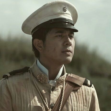 played by Paulo Avelino in the movie Goyo: Ang Batang Heneral Goyo Ang Batang Heneral Remedios, Goyo Ang Batang Heneral, Laloves Ko, Paulo Avelino, Disney Cars Wallpaper, History Aesthetic, Filipino Fashion, Filipino Art, Male Icon