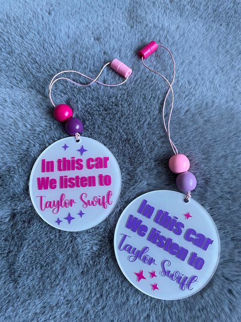 Car Charms Diy, Car Ornaments Diy, Acrylic Dog Tags, Freshie Designs, Cars Stickers, Acrylic Bookmarks, Circuit Machine, Taylor Swift Christmas, Cricut Business